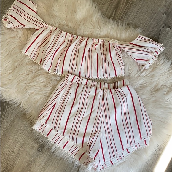 Two piece set - Picture 1 of 3